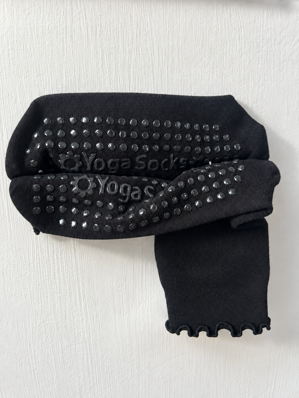 Black Ruffle Yoga Socks